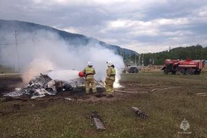 На Алтае потерпел крушение вертолет с туристами на борту