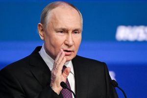 Путин объявил 24 марта днем траура, заявил, что для террористов «было подготовлено окно» на украинской границе и призвал всех сплотиться 